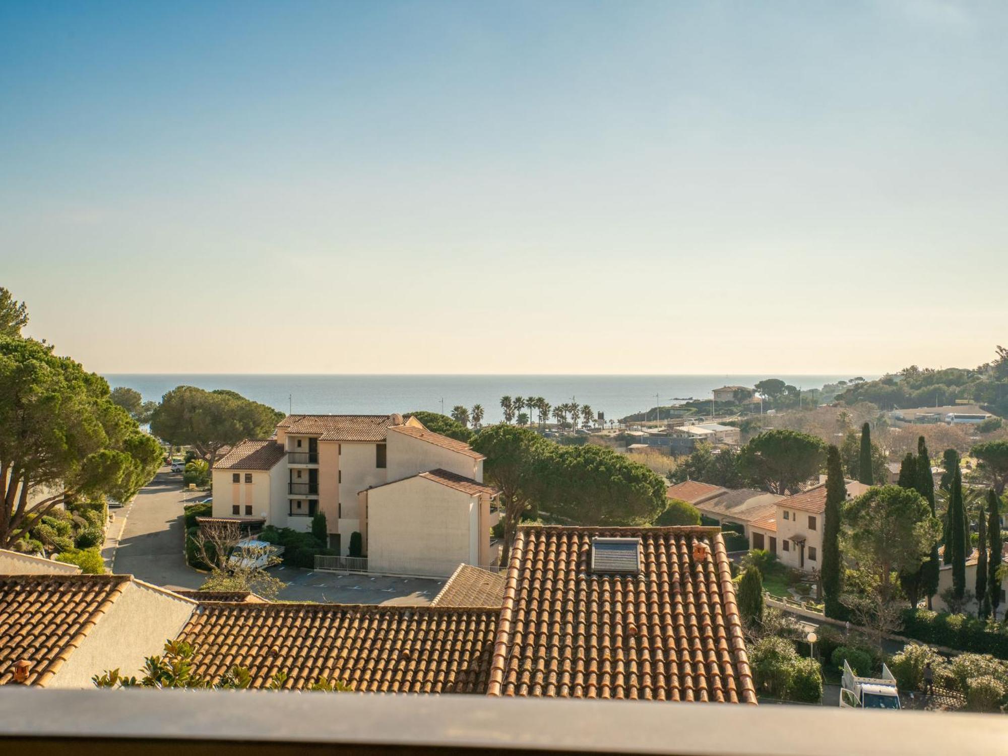 Apartment Le Domaine De La Gaillarde-17 By Interhome Les Issambres Exterior photo